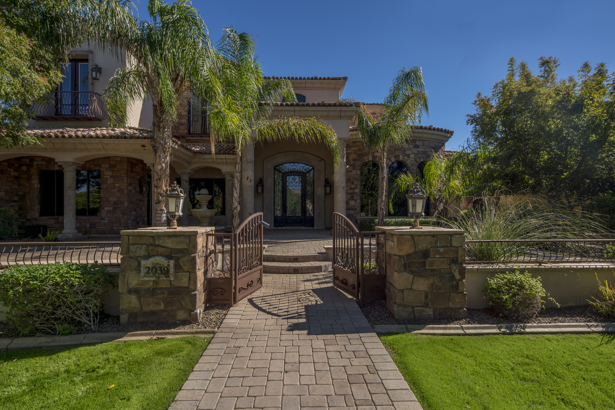 Mesa, AZ OPEN HOUSE For Tuscan Estate & Custom Home