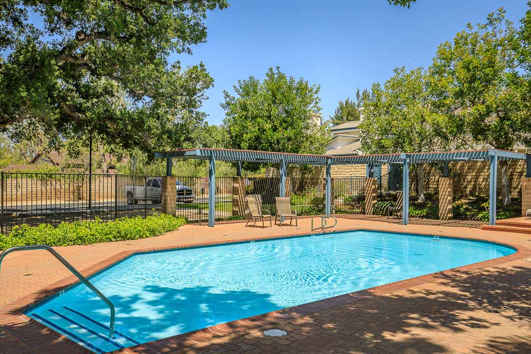 Just Sold! East Simi Valley Townhome