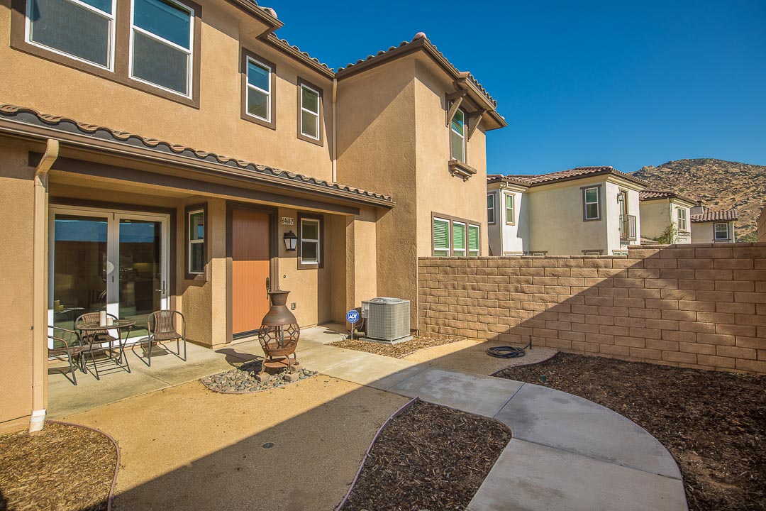 Sold! Simi Valley Savannah Townhome