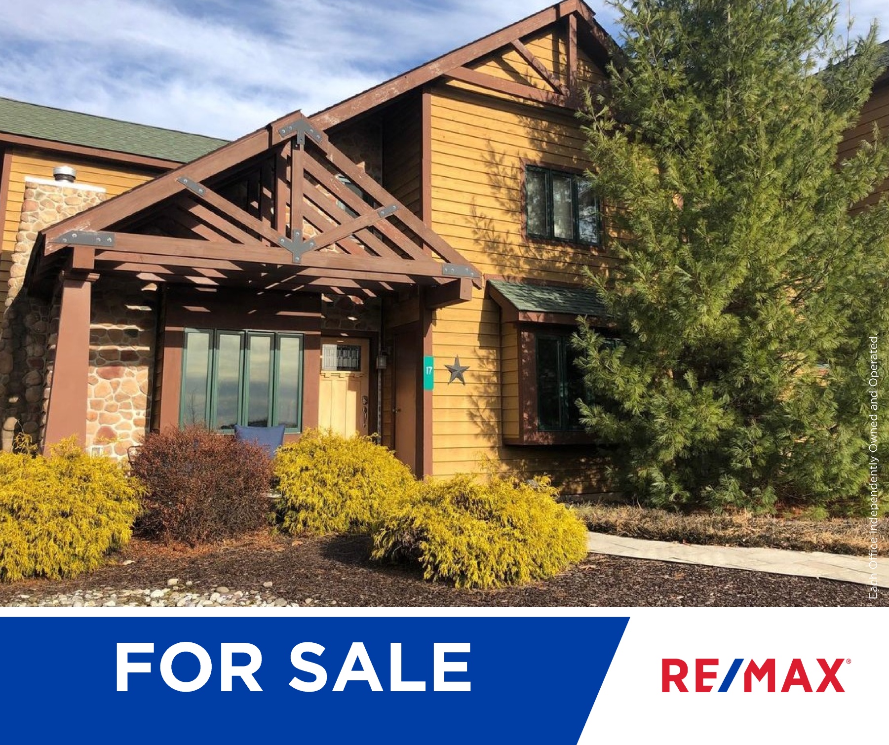 Cedar and Stone Duplex Townhouse with Spectacular Lakev