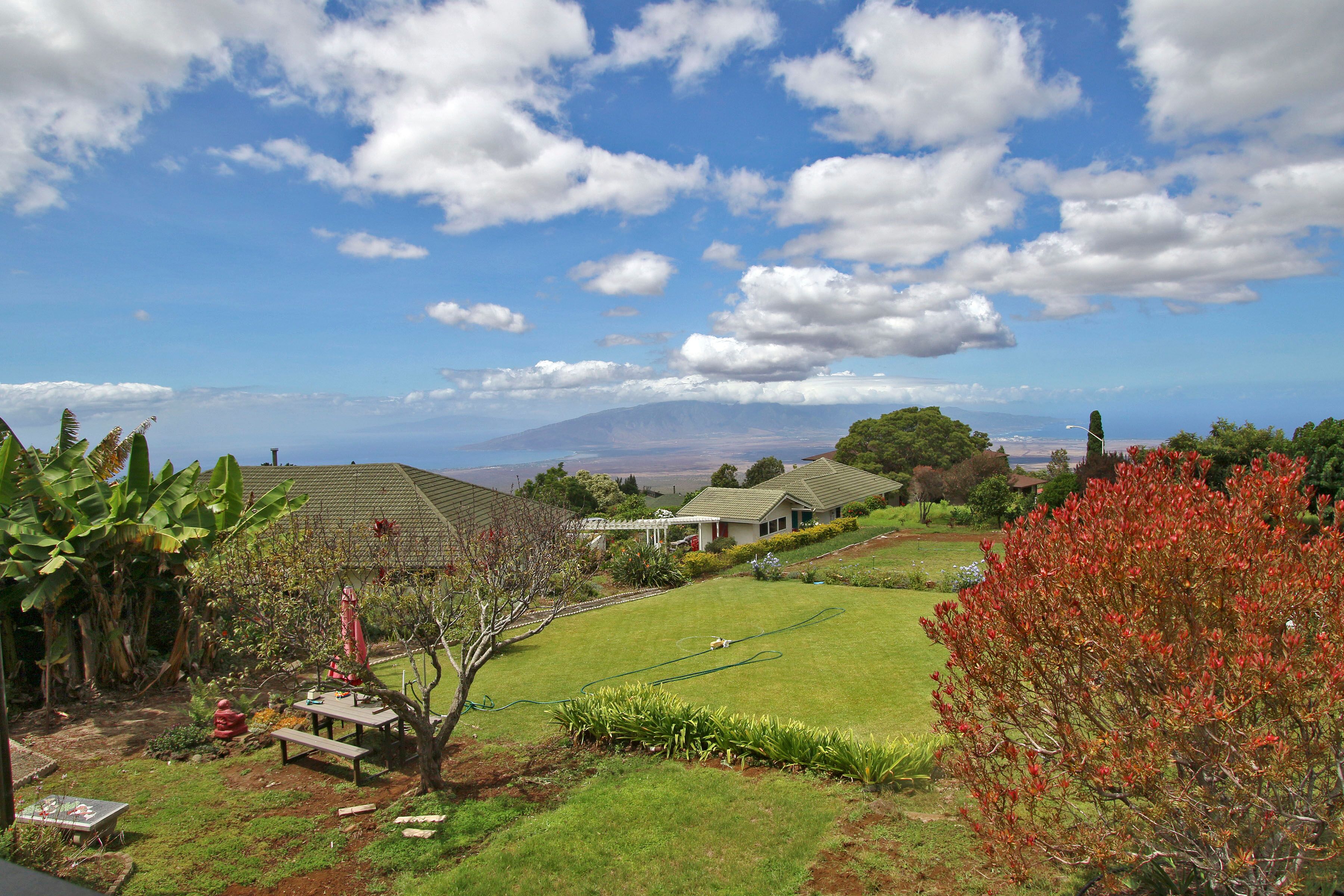 17 Kahoea Pl. Kula Maui, New Kula Homes For Sale