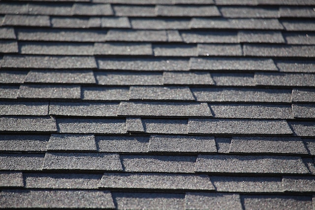 Towson_Roofing_Pros_Reveals_the_Disadvantages_of_Asphalt_Shingles_Roofing.jpg