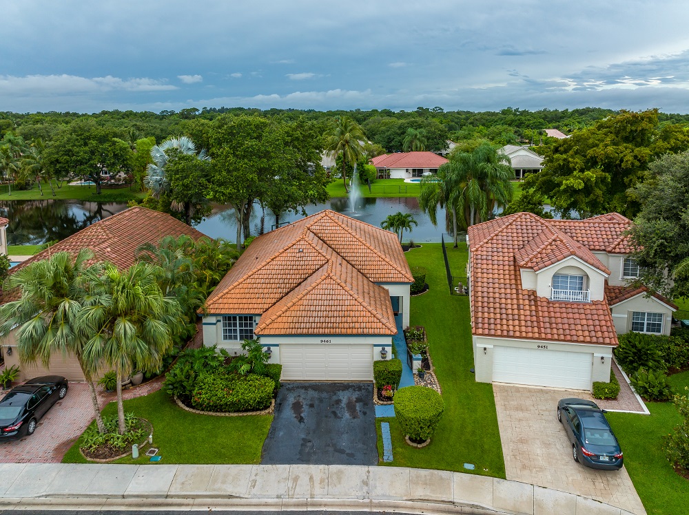 A Fabulous 3 Bed/2 Bath Forest Ridge Home SOLD in Davie