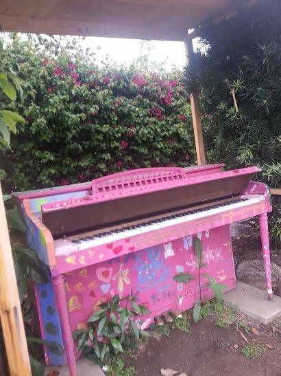 ARPinkPianoInPasadena.jpg