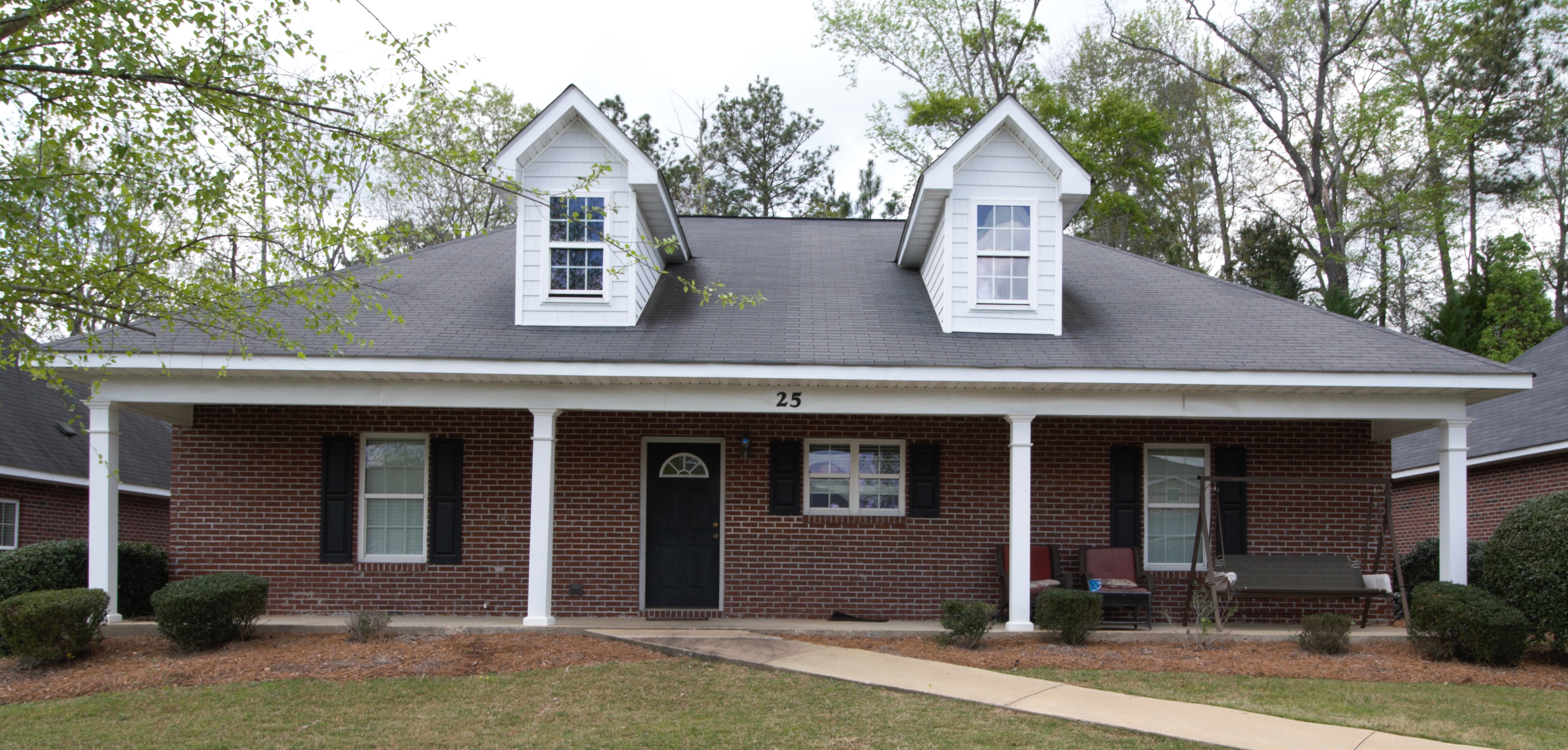 Condo for Sale in Auburn 802 W Longleaf Dr Unit 25