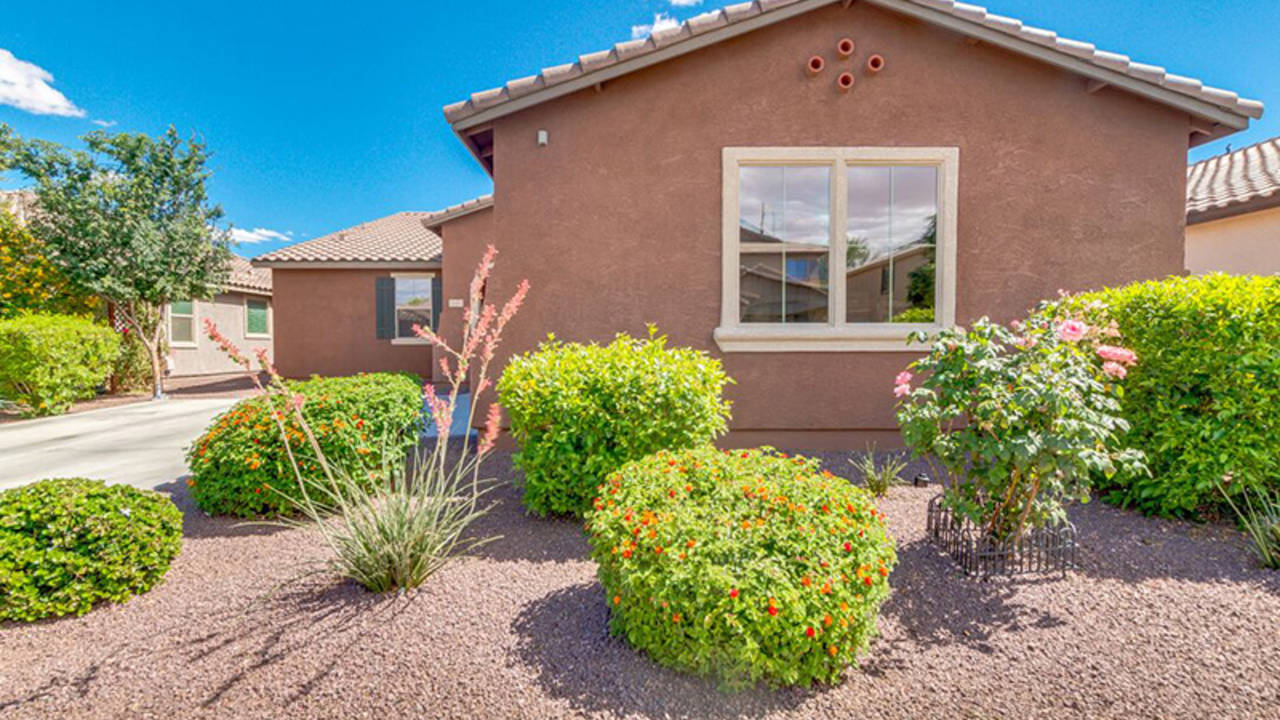 15807-W-Shaw-Butte-Dr-front-3.jpg
