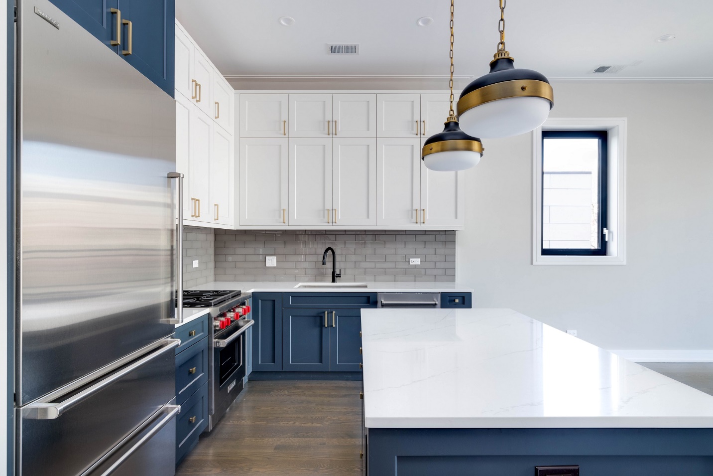 How to Give Your Kitchen a Brand-New Look with Blue Kit