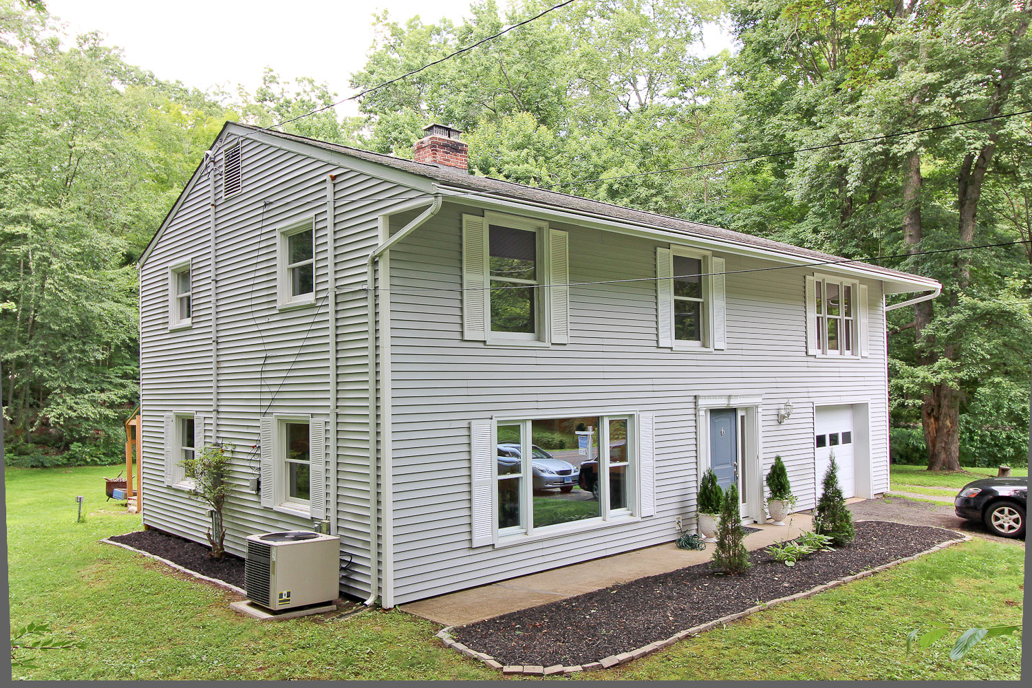 Open House 11/05 Sunday 13PM at 330 Mountain Road, Wil