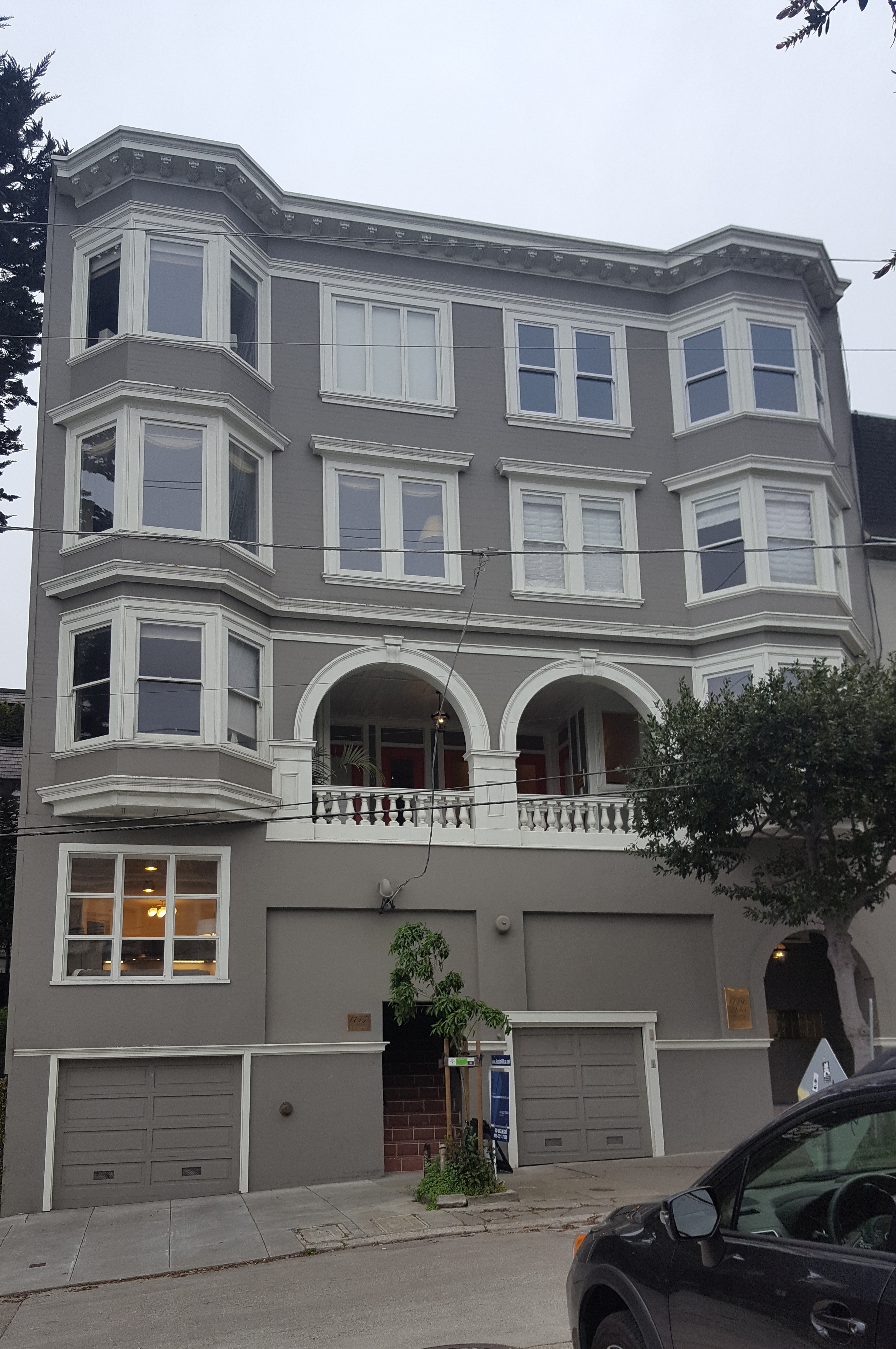 Condo living on Russian Hill, San Francisco