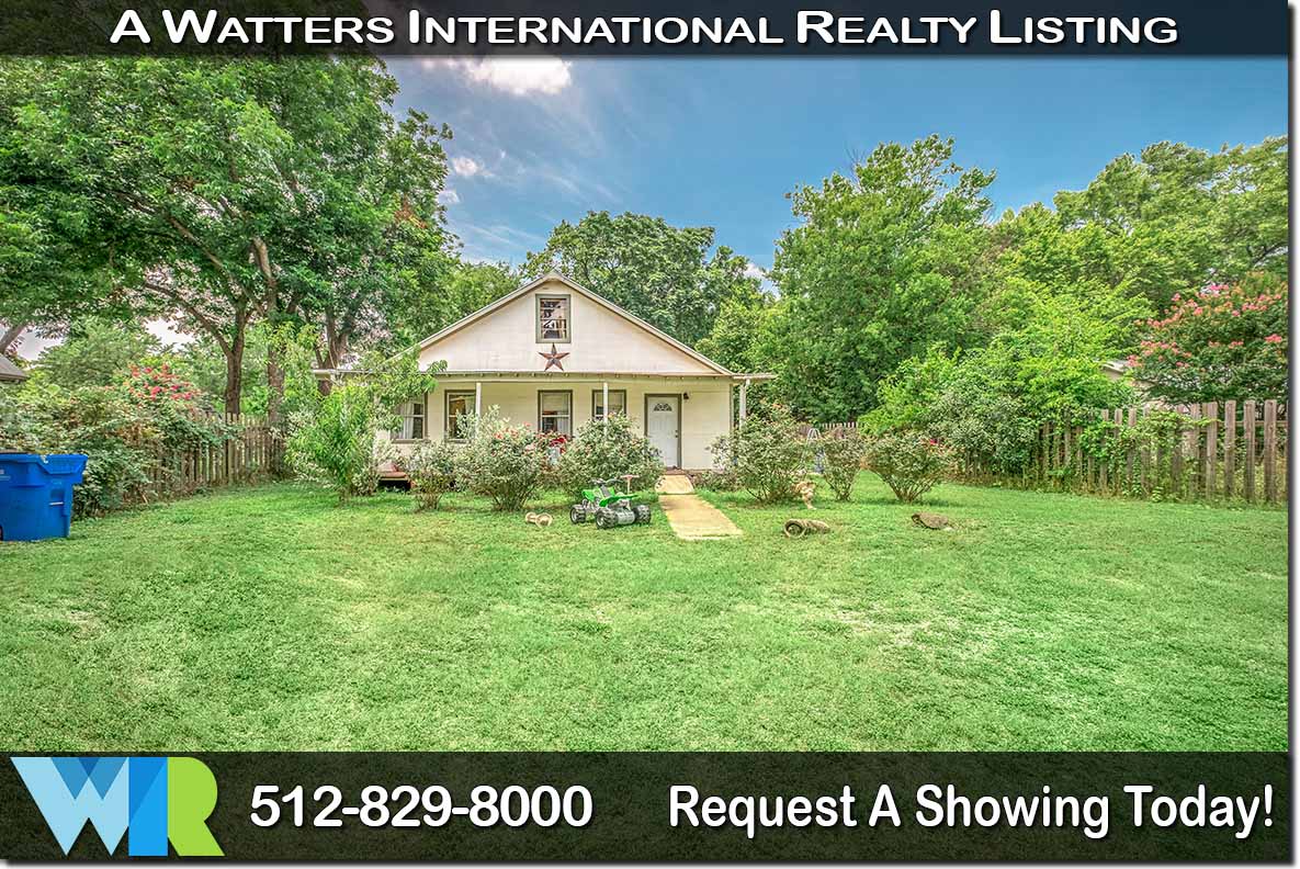 1820 Pecan St Bastrop, TX 78602