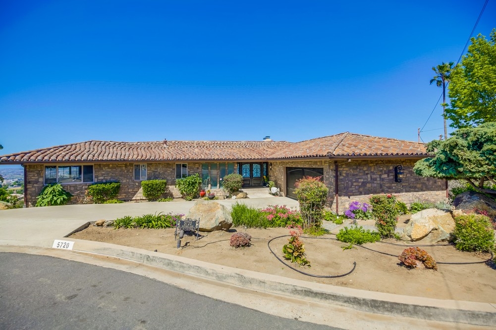 Stunning Del Cerro Home For Sale Homes for Sale