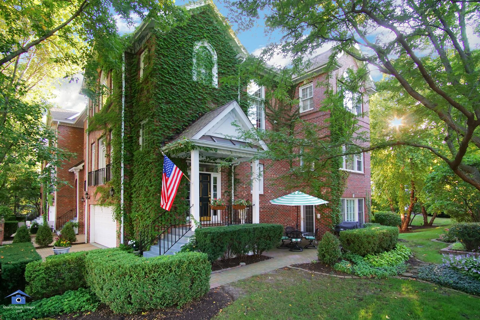 End Unit Townhome in Historic Downtown Geneva