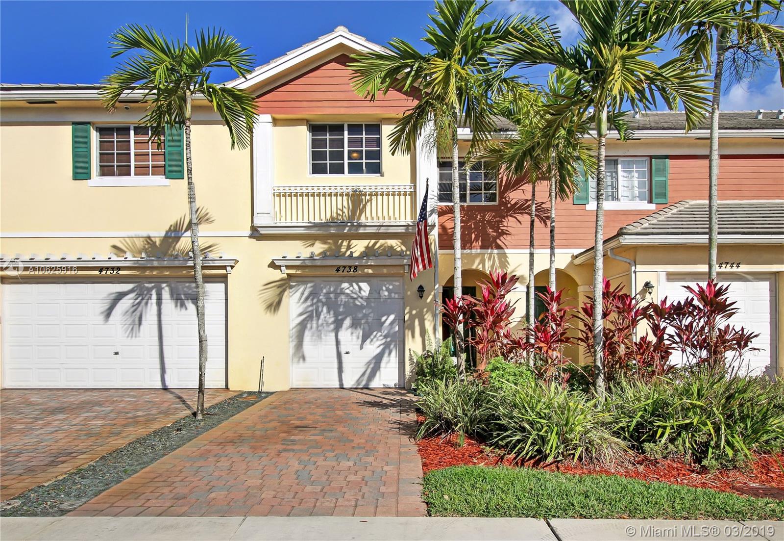 Sensational 3/2.5 Saddle Bridge Townhome SOLD in Davie