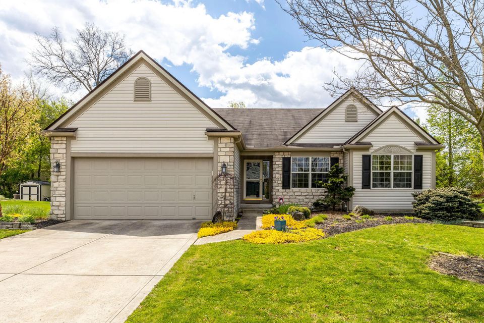 Ranch Home Sold Grove Pointe, Groveport!