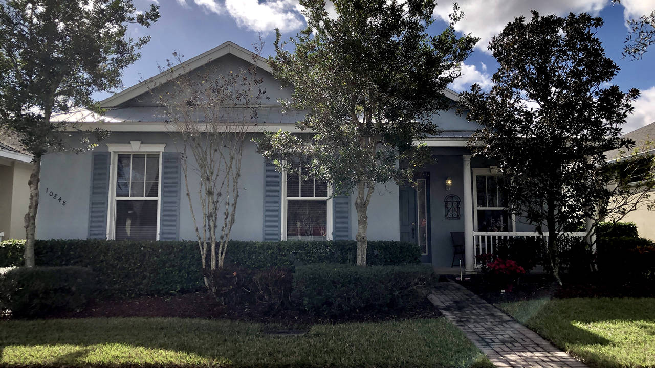 Homes_for_Sale_in_Port_St._Lucie-_10848_SW_Stephanie_Way_(Front).JPG