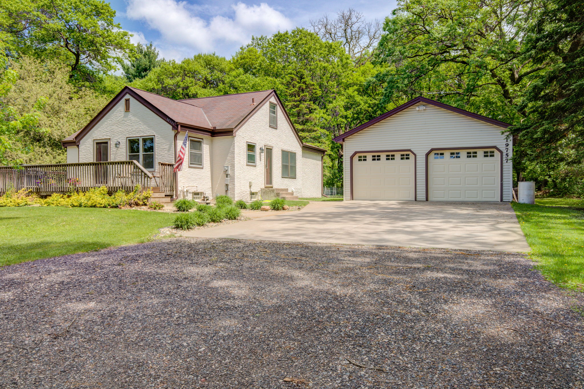 Fabulous East Bethel private 1 acre lot