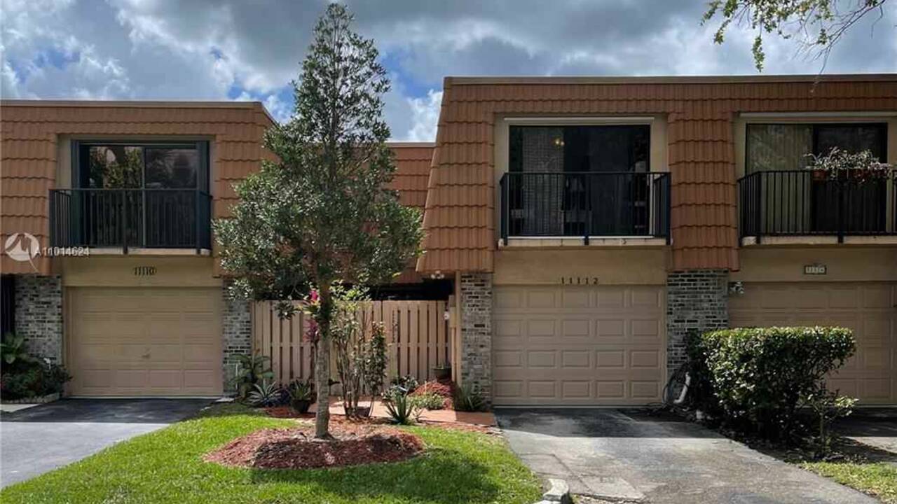 11112 N Harmony Lake Cir, Davie FL 33324 Home for Sa