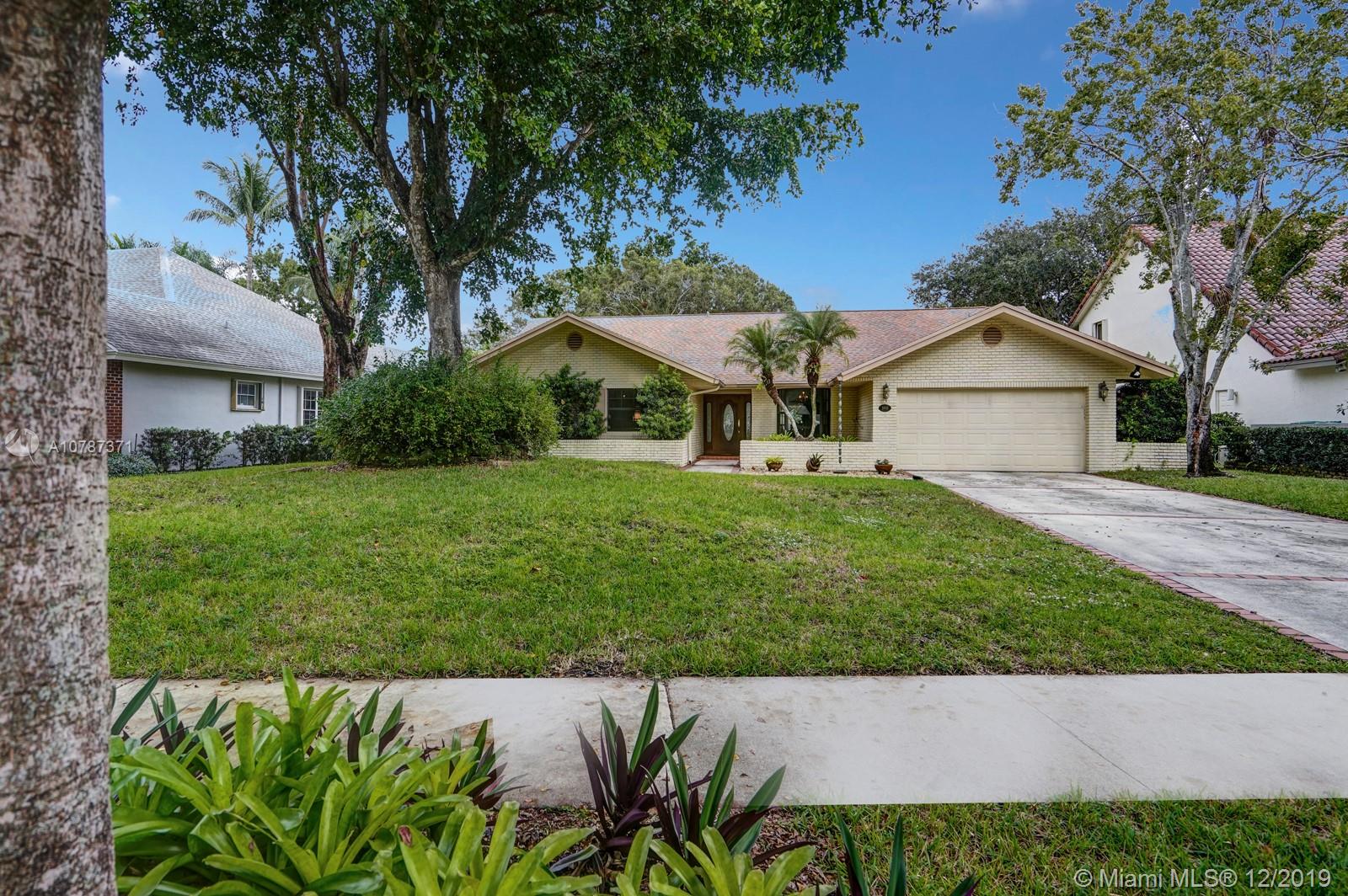 A Spacious 4/2.5 Rock Creek Home SOLD in Cooper City