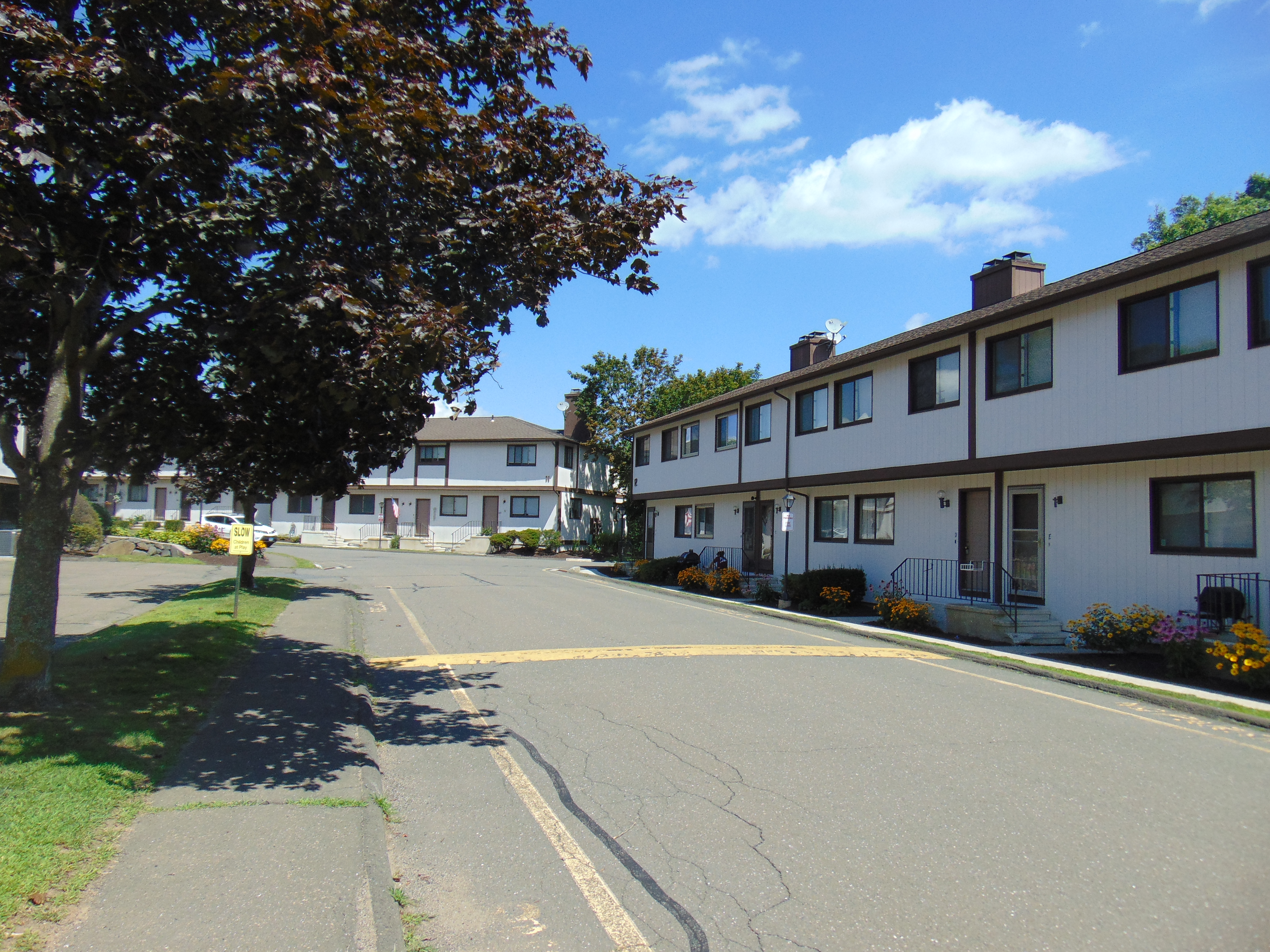 Where Are The Townhomes For Sale in Danbury,CT?