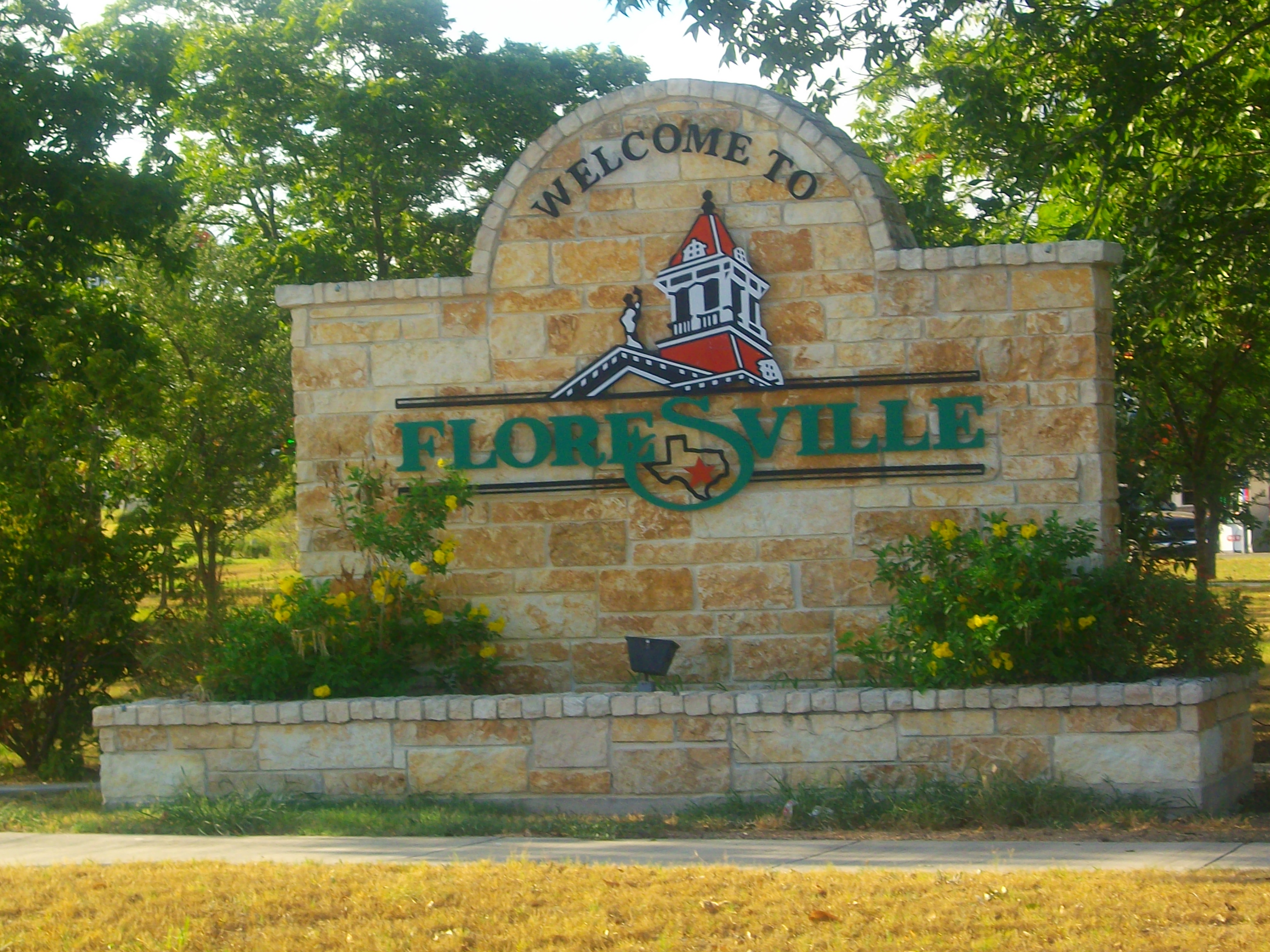Floresville, TX Homes Sold Sept 2016 thru Sept 2017