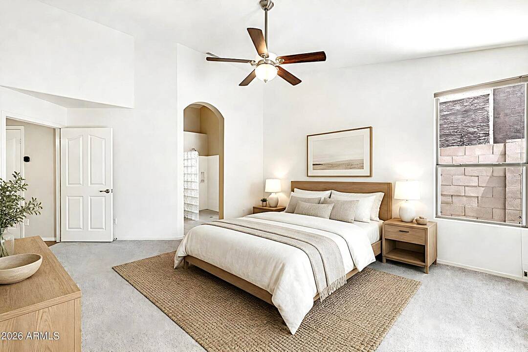 carpeted_bedroom.jpg
