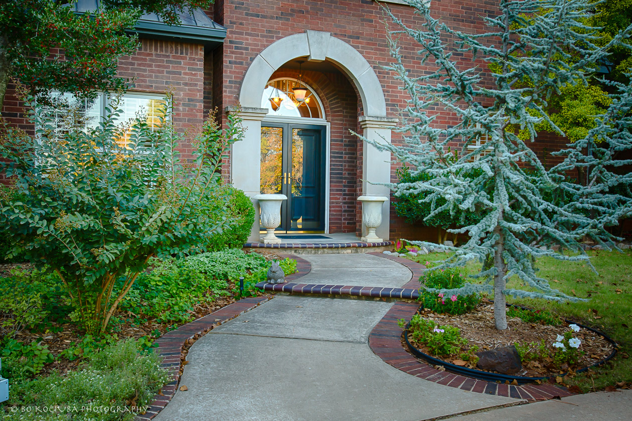 Custom built house on 1ac lot in Oakdale Farm3