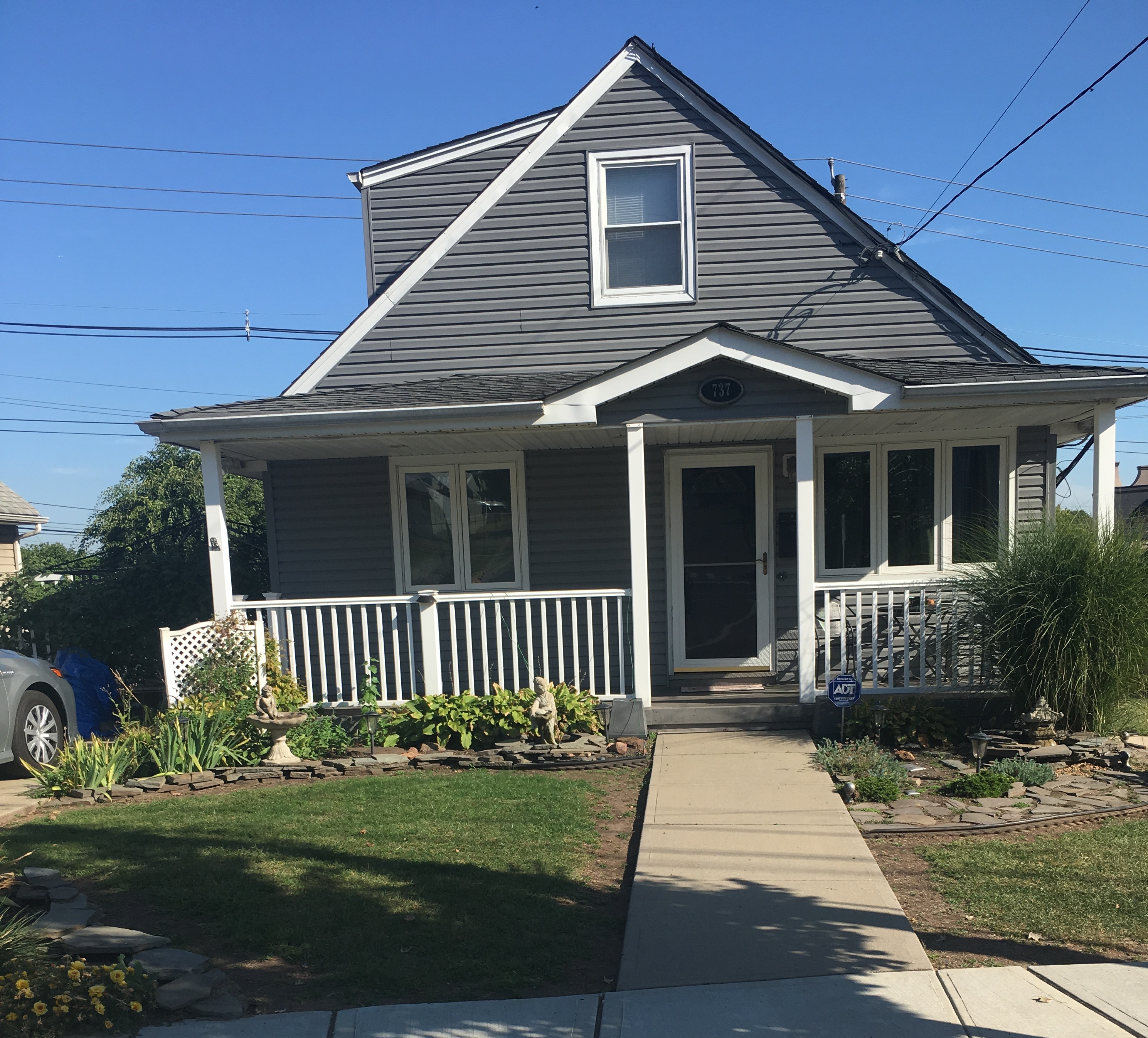 Low Tax Carlstadt Cape at 737 9th St