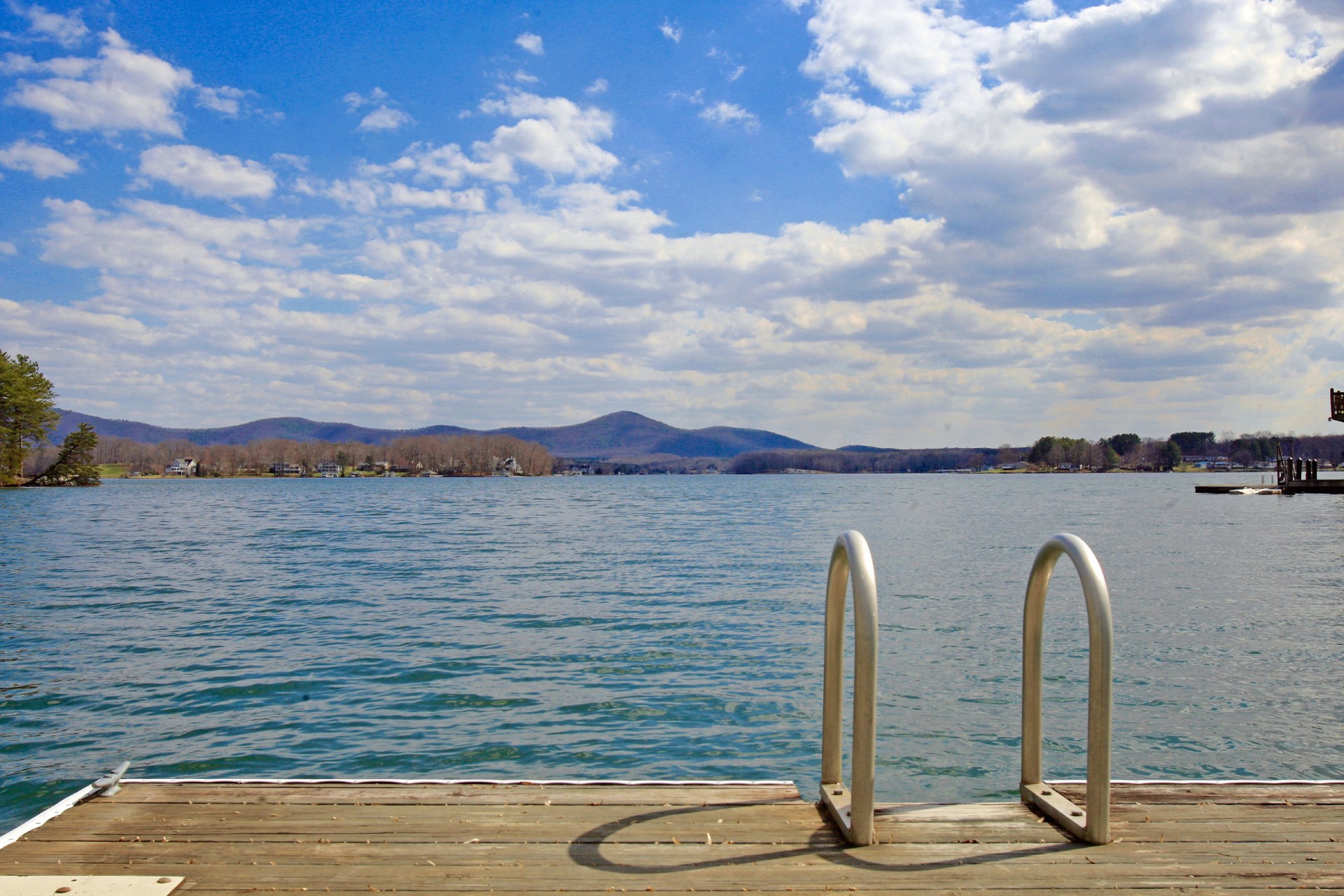 Smith Mountain Lake Luxury Homes For Sale