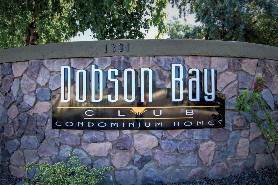 3 Bedroom Condo for Sale in 85202