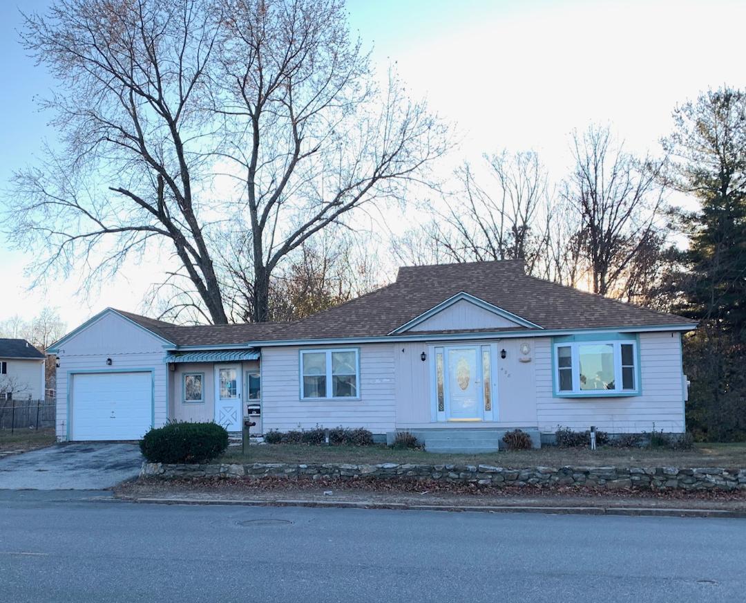 NEW LISTING West Manchester Ranch style home