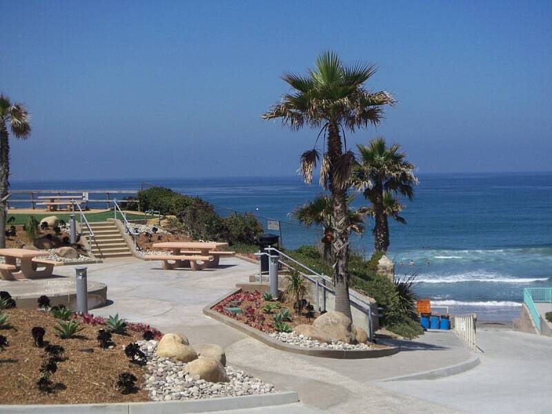 Fletcher_Cove_in_Solana_Beach.jpg