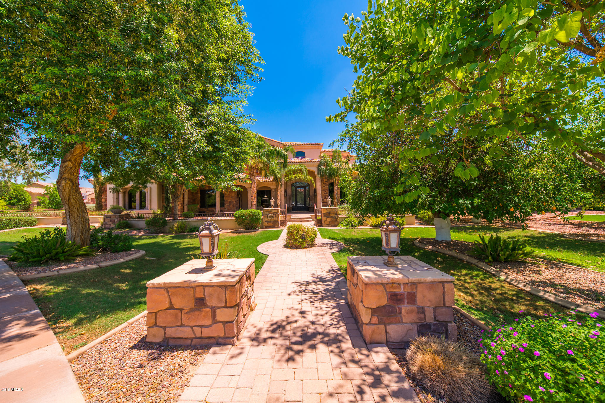 6 Bed 6.5 Ba Tuscan Estate In Villa Tuscano In Mesa AZ