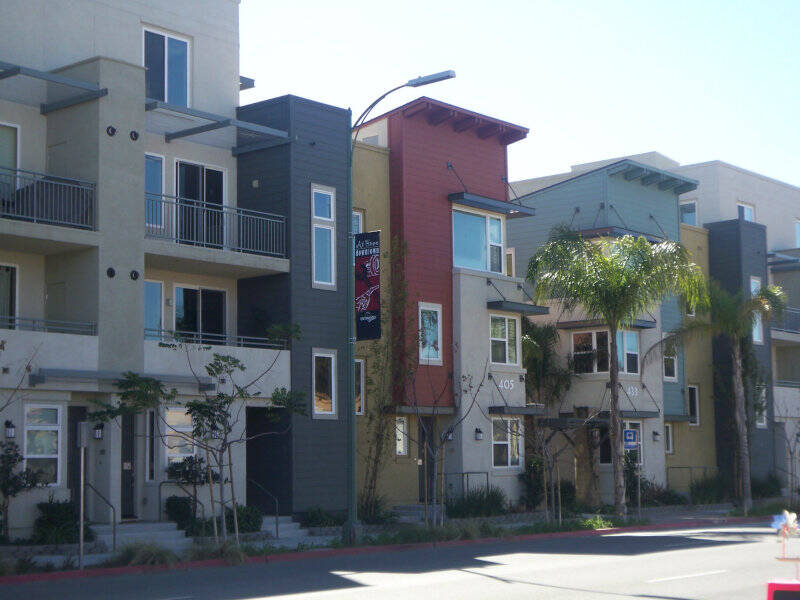 Escondido_condos.jpg