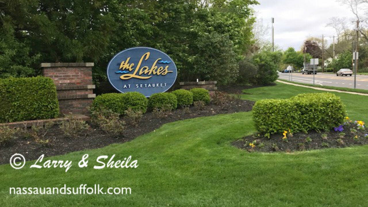 Setauket Long Island Condos At The Lakes In Suffolk Cou