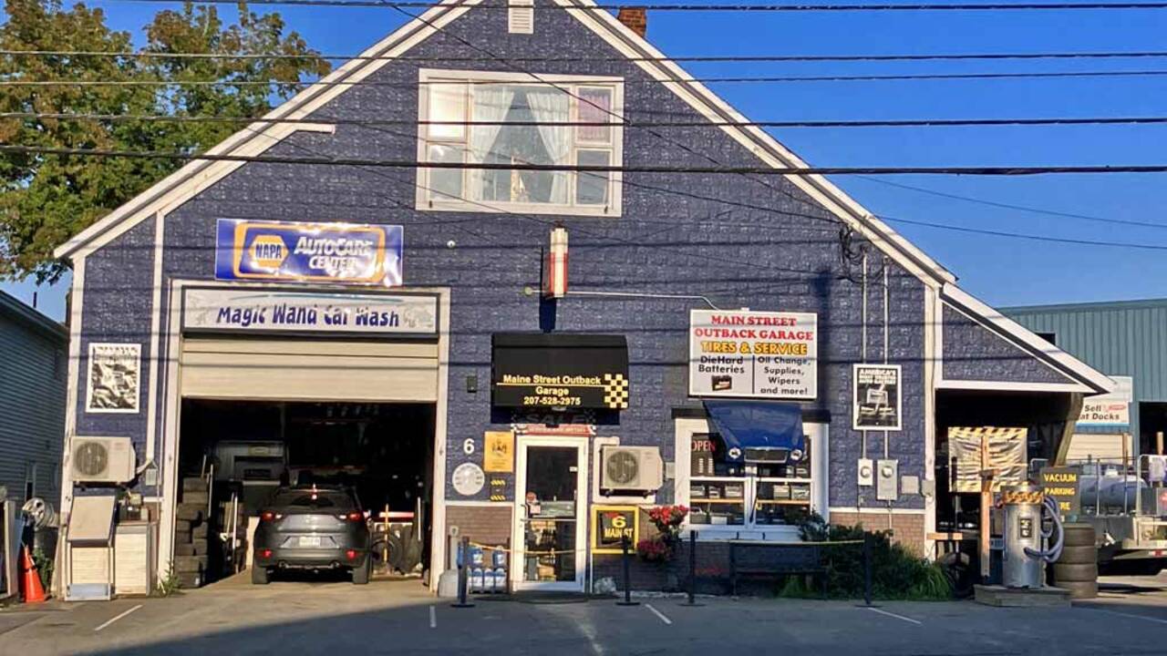 patten-me-rt-11-garage-home.jpg