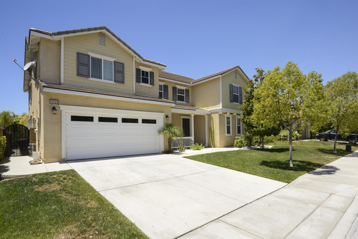 pool home for sale lake elsinore, rosetta canyon