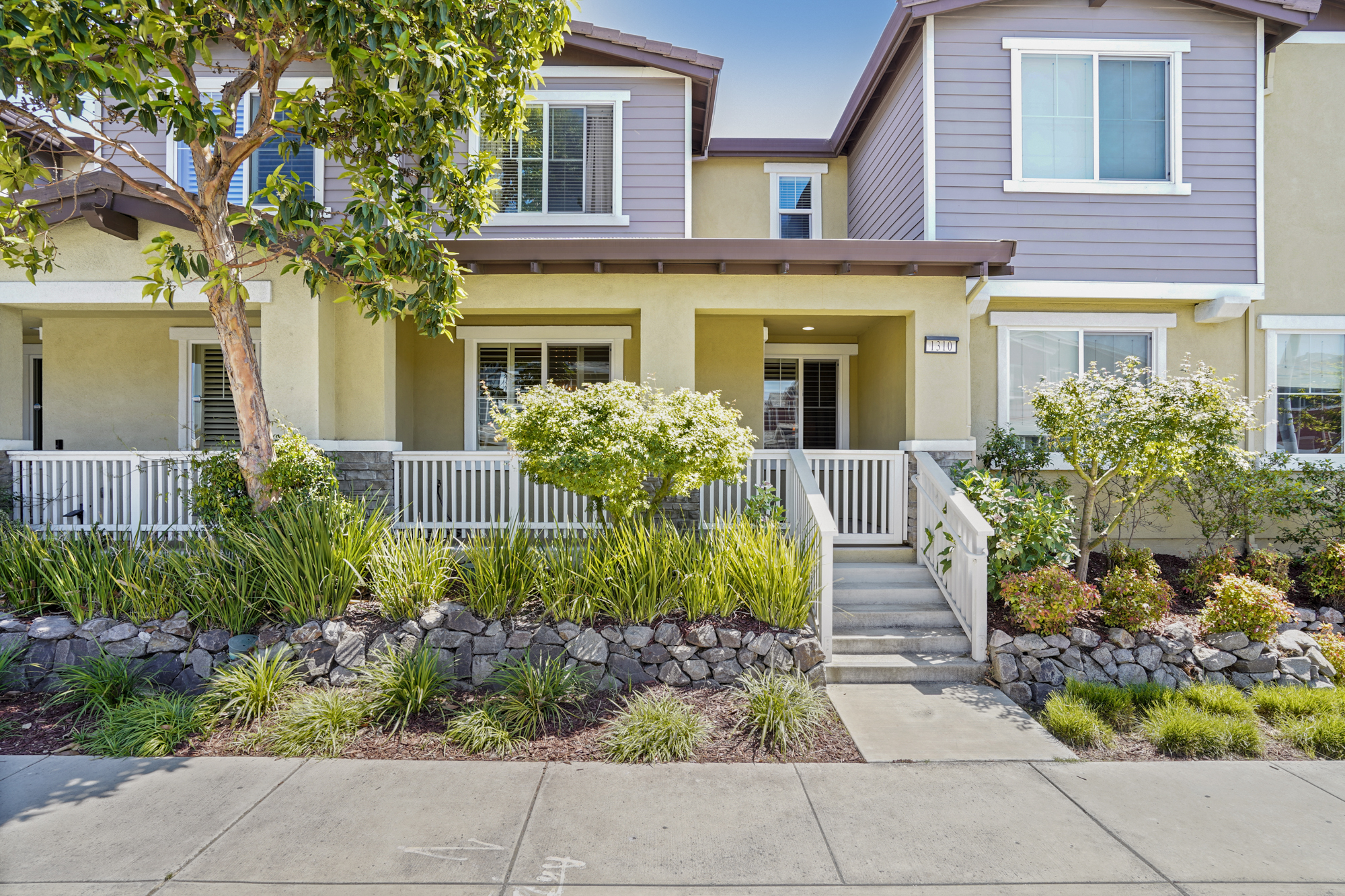 1310 BOCKMAN ROAD, SAN LOREZO, CA CONDO THREEBEDROOM