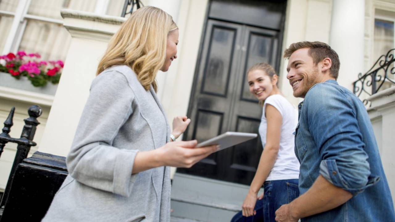 happyhomebuyers.jpg