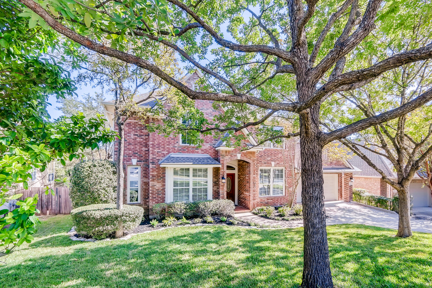 JUST LISTED 10117 Brimfield Drive CANYON CREEK