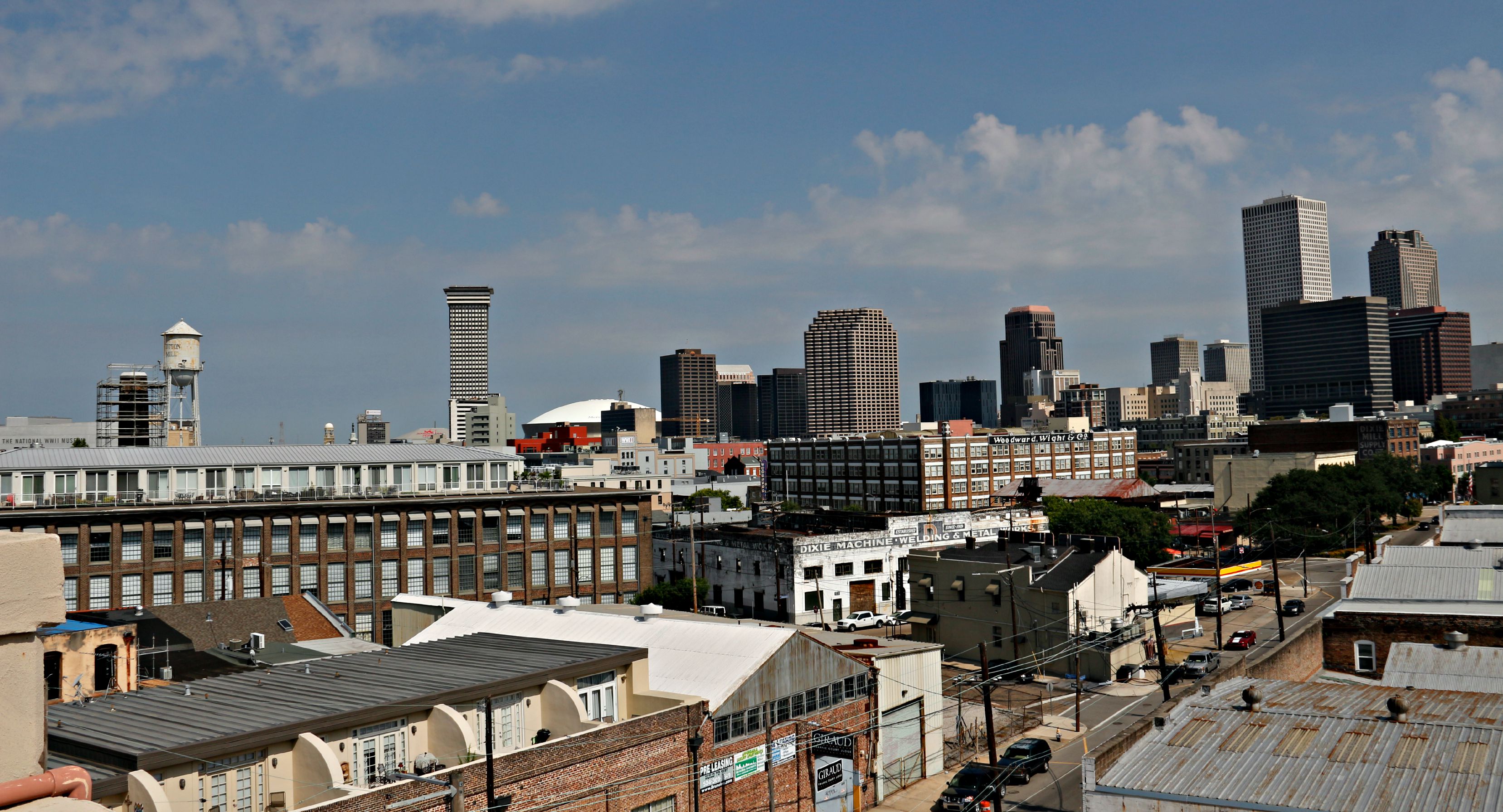 New_Orleans_Warehouse_District_2.jpg