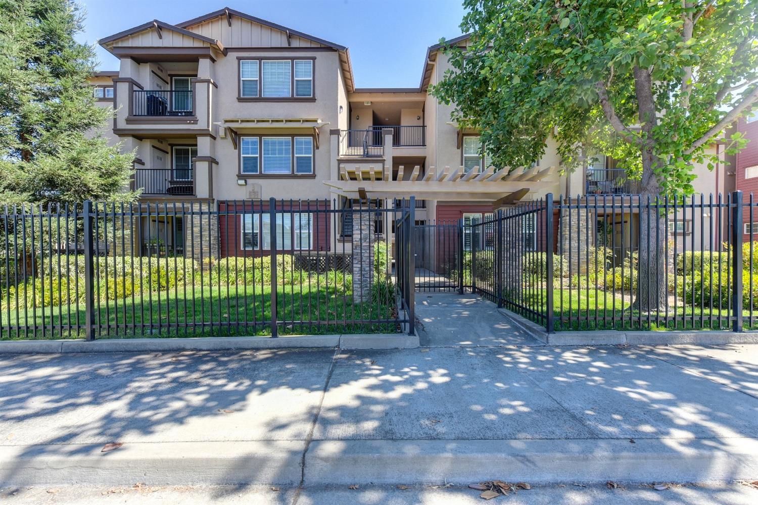 Extremely and affordable condo right in the he