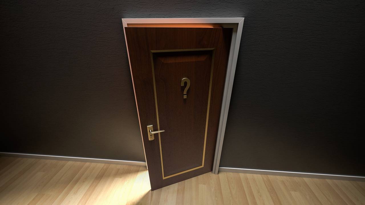 door-1590024_1920.jpg