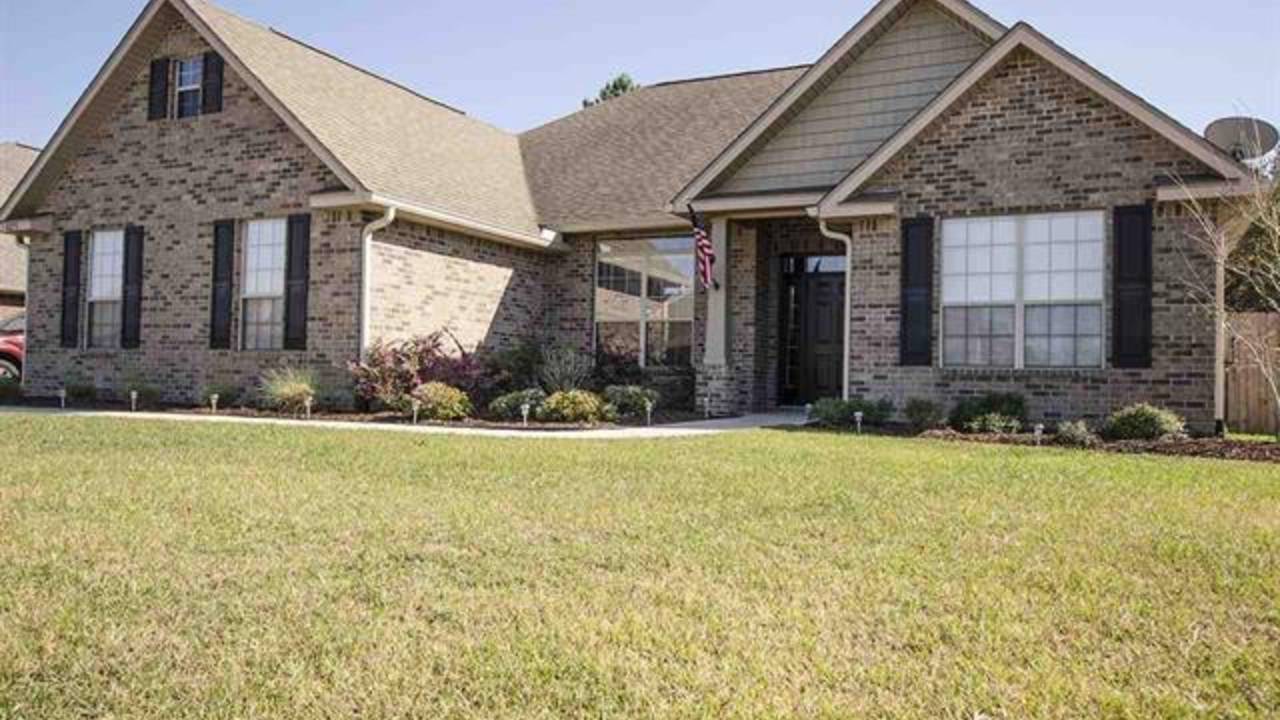 Home For Sale in Winner's Gait Subdivision