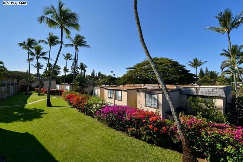 Pair of Adjacent West Maui Condos for Sale at Napili Ri