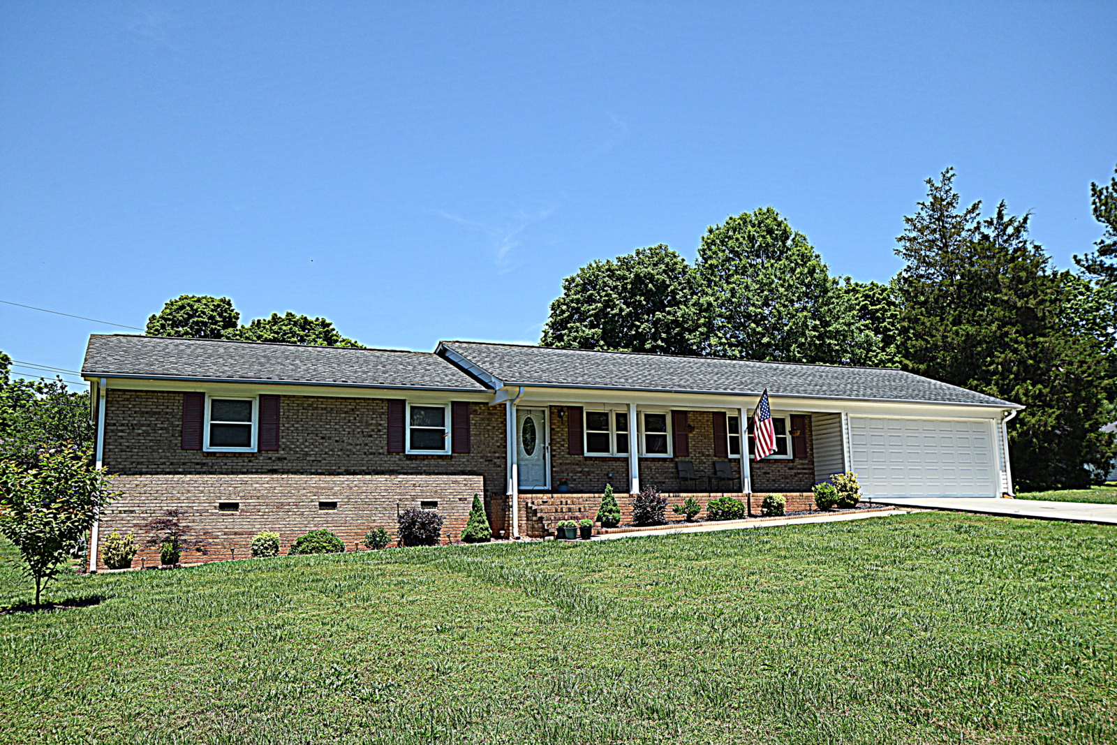 218 Rock Creek Drive, Lincolnton NC 28092