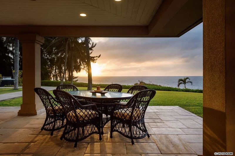 Kapalua Place, Maui - Luxury Oceanfront Mansions for Sa