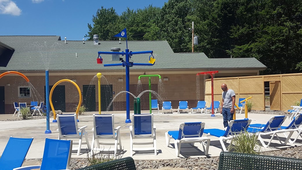 BIG BASS LAKE! Gouldsboro Poconos