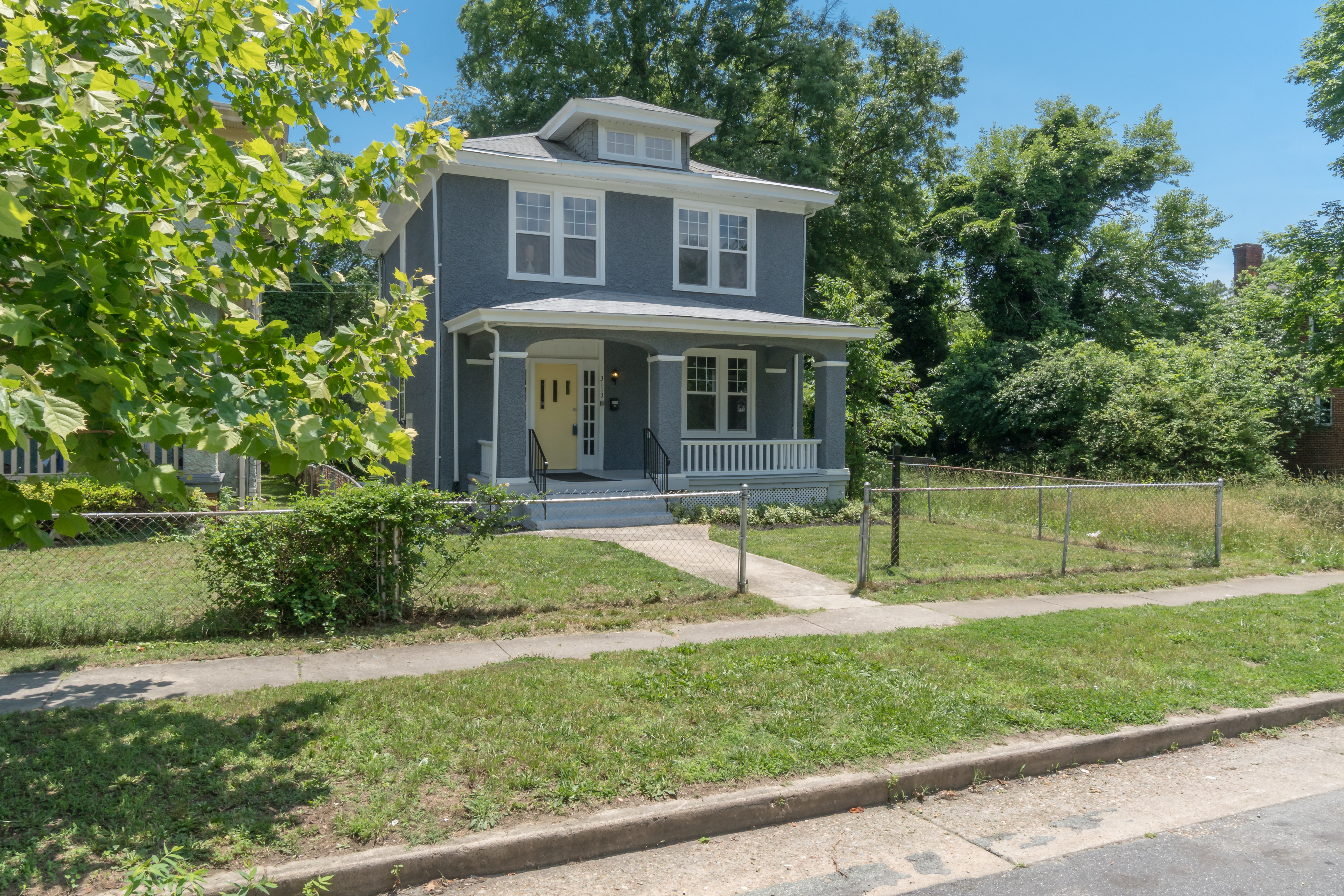 Eloquently Renovated Home For Sale in Richmond, VA