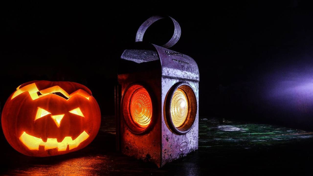 lamp-halloween-lantern-pumpkin_(1).jpg