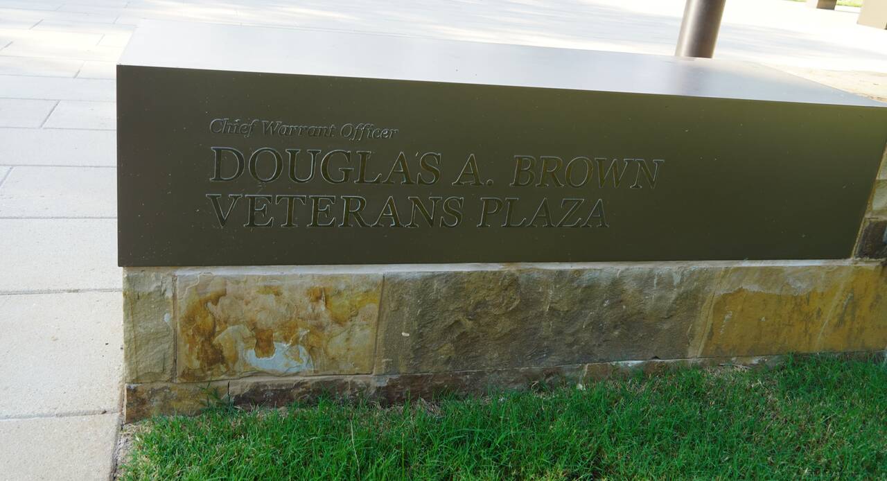 DOUGLAS_BROWN.JPG